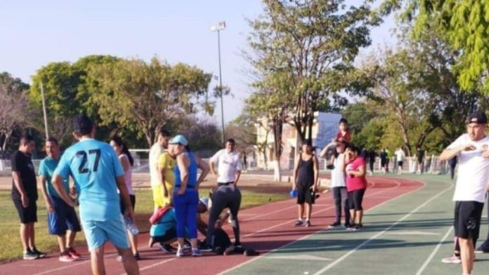 Muere una mujer en Apatzingán mientras hacía ejercicio: estaban a más de 40 grados