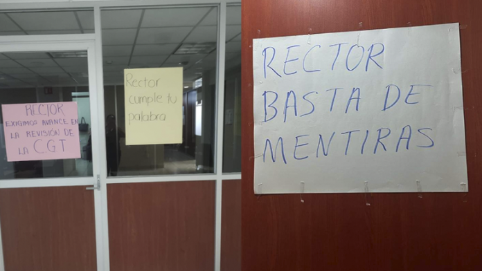 Exigen a rector de UNIVIM cumplir acuerdos con el sindicato