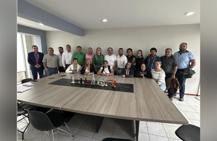 Pasalagua organiza grupos de choque para frenar construcción de nuevo mercado de Pátzcuaro