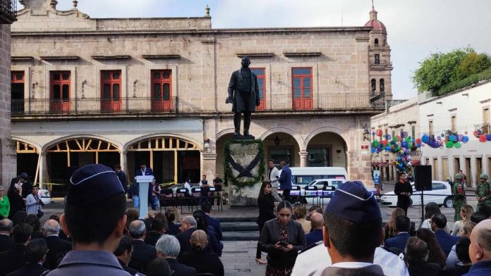 Se conmemora el 151 aniversario de la muerte de Benito Juárez