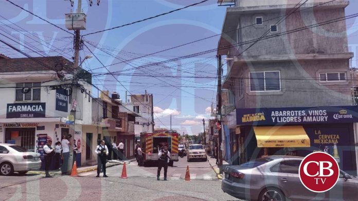 Incendio de negocio enfrente del panteón municipal de Morelia