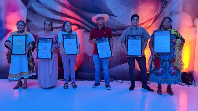Gana Michoacán 8 premios en Concurso Nacional de la Cerámica