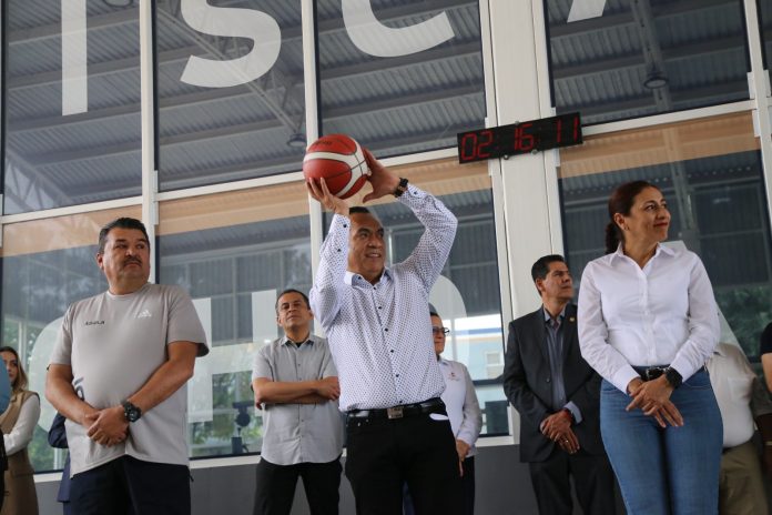 El deporte promueve la unidad y el trabajo en equipo: Adrián López Solís