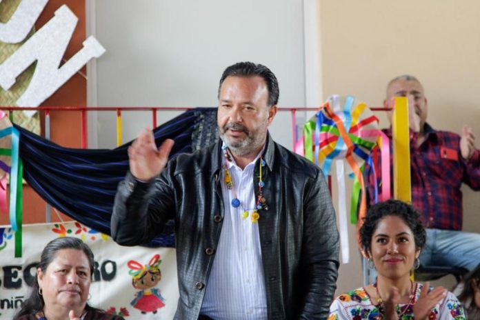 Trabajamos por la seguridad de las Escuelas, Julio Alberto Arreola Vázquez