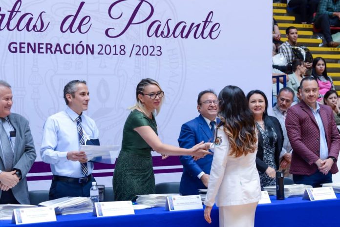 La Universidad Michoacana forja profesionistas altamente calificados: Yarabí Ávila