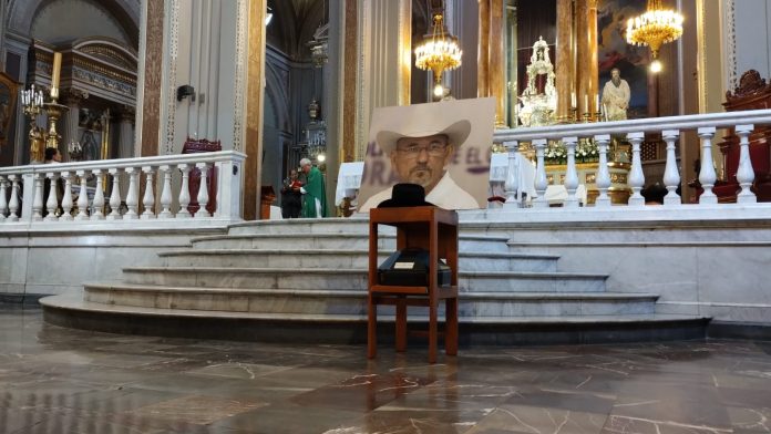 Se ofrece misa en Catedral de Morelia en memoria de Hipólito Mora