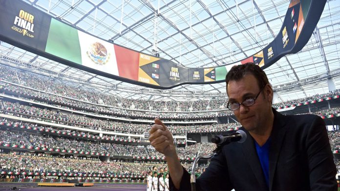 David Faitelson arremetió contra aficionados mexicanos por festejar el título de la Copa Oro