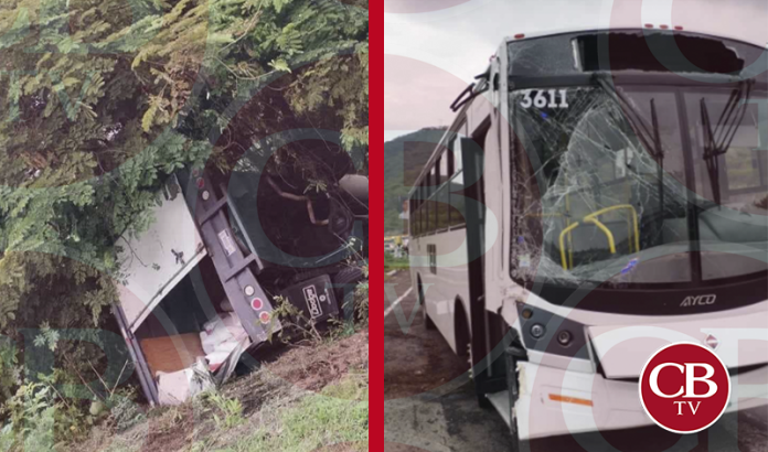 Autobús choca con camión de carga en la Morelia-Salamanca