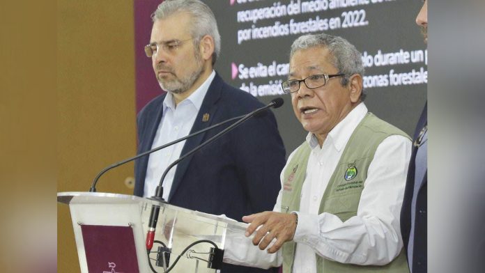 Llama Bedolla a seguir recomendaciones para reforestar después del 20 de julio