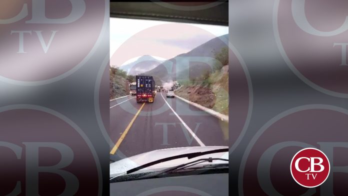Libre la circulación en la Siglo XXI tras choque de tráiler