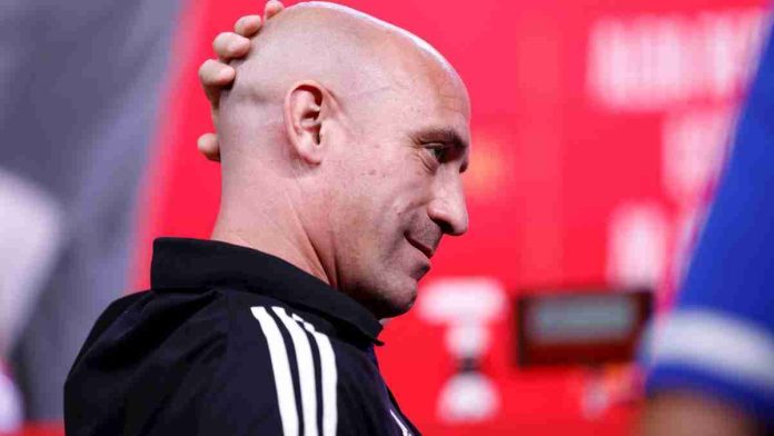 VIDEO: Denuncia ex árbitro español a Luis Rubiales por 