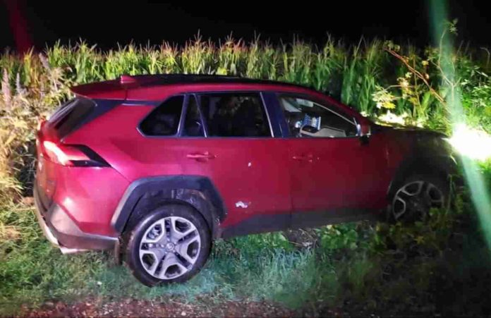 Tras persecución y con videovigilancia, SSP y policía de Zamora recuperan vehículo robado momentos antes