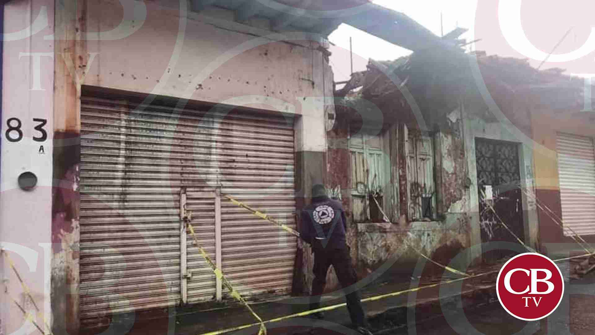 Casona se desploma en Uruapan por fuertes lluvias Casona se desploma en Uruapan por fuertes lluvias