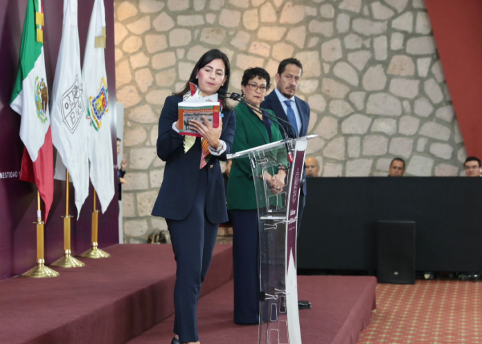 Nuevos libros de texto, dañan doble moral de la sociedad: Molina