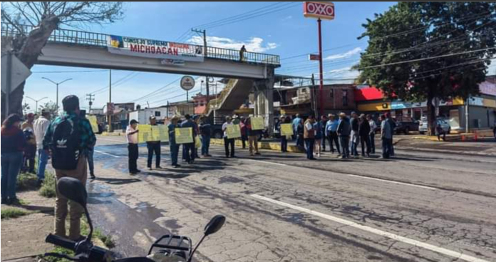 Comunidades Indígenas de Michoacán bloquean carreteras ante exigencia de derechos