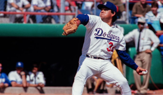 Dodgers retira el mítico número 34 de Fernando “El Toro” Valenzuela
