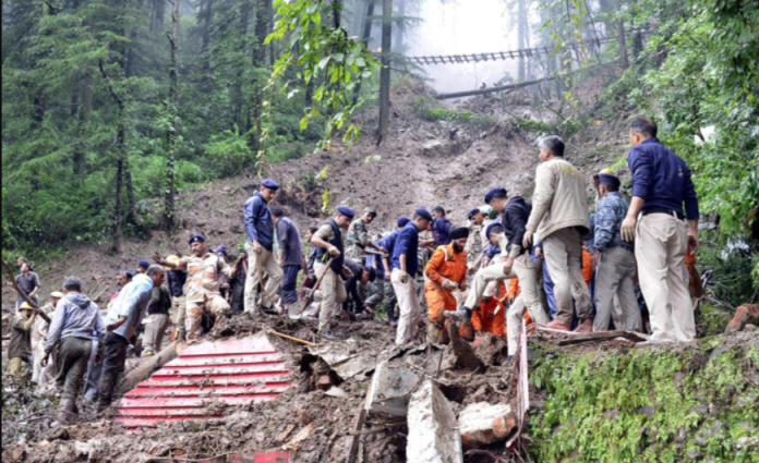 Al menos 50 personas muertas por las fuertes lluvias en la India