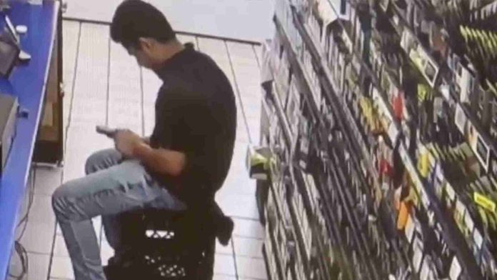 Hombre muere al dispararse mientras manipulaba un arma