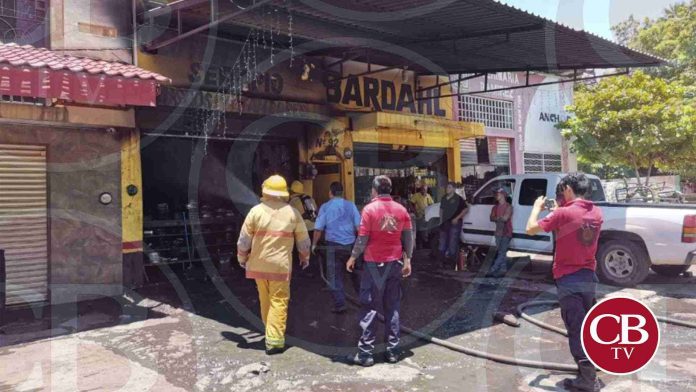 Incendio dejen cenizas un taller de clutch y frenos