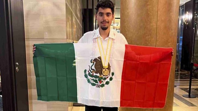 Mexicano gana oro en Olimpiada Internacional de Matemáticas en Japón