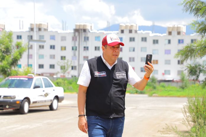 El diputado recorrió la quinta etapa que ya se encuentra construida junto a vecinos