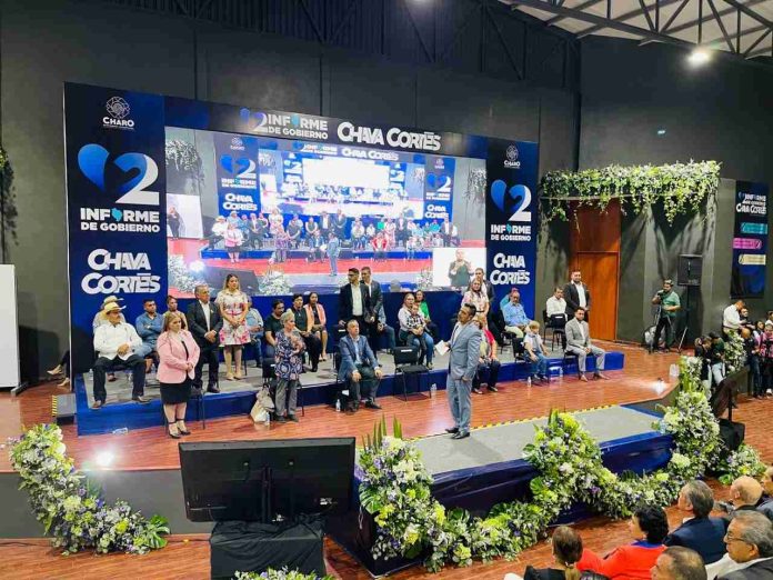 Desde Charo llama Chava Cortés a la unidad de Michoacán y México