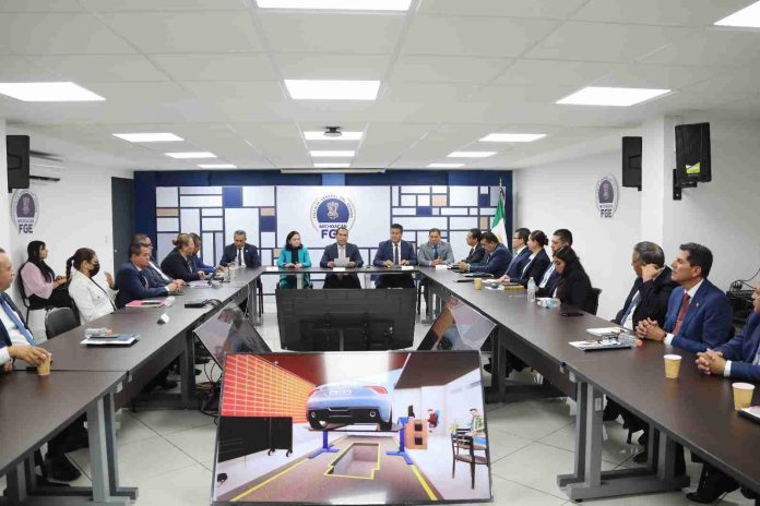 Afianzan colaboración FGE y OCRA para recuperar vehículos con reporte de robo y generar certeza en la compra de unidades
