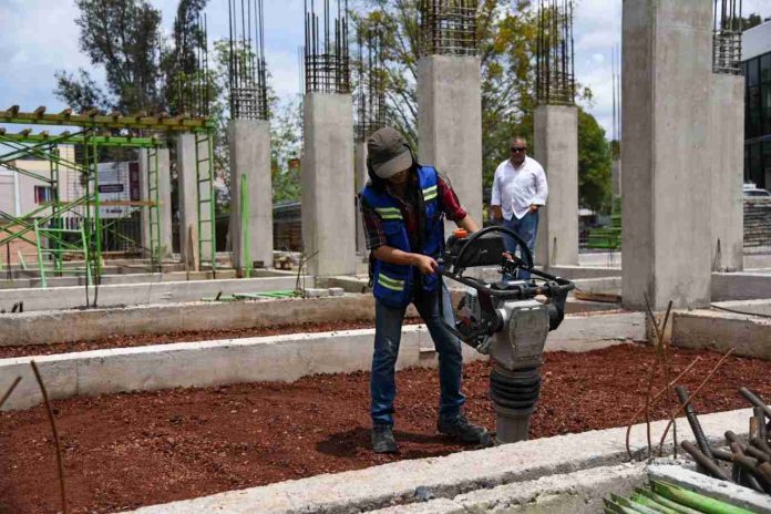 Invierte Bedolla 140 millones
