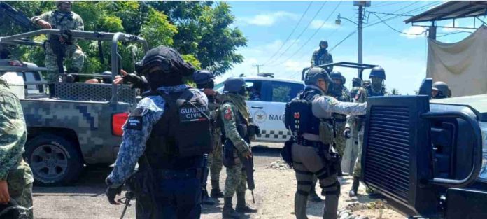 Se realizan patrullajes y labores de seguridad en los sitios donde la sociedad calentana realiza su trabajo diario.