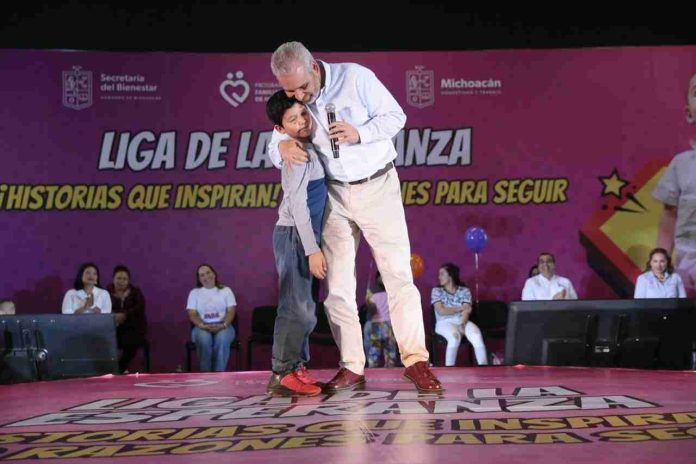 Niñas y niños con cáncer no están solos; 400 familias reciben apoyo para seguir: Bedolla