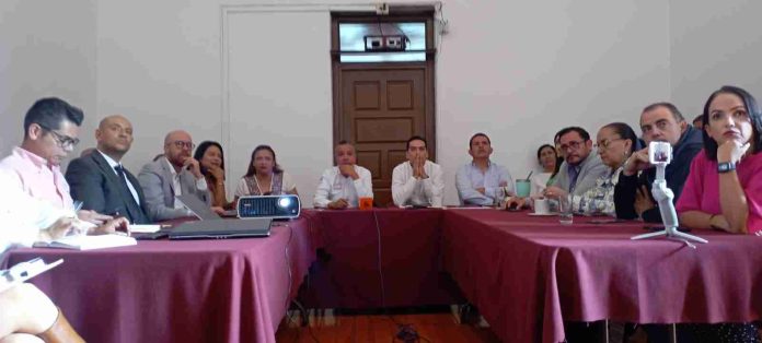 Revisa Congreso aplicación de recursos y gestión de obra pública en Michoacán