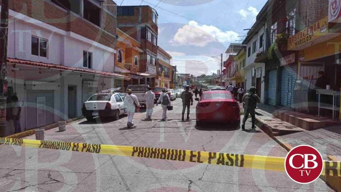Aseguran armas y camioneta en la Tenencia Morelos