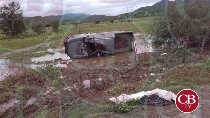 Volcadura mortal en Huetamo