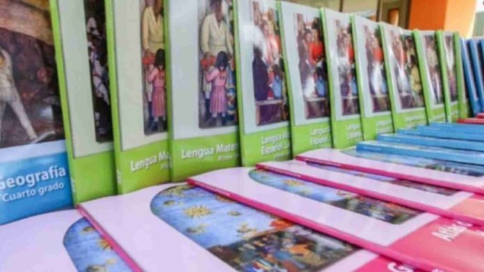 SCJN suspende distribución de libros de texto gratuitos en Coahuila