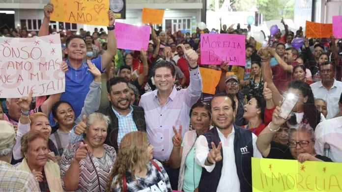 Reconocen comerciantes apoyo de Alfonso Martínez