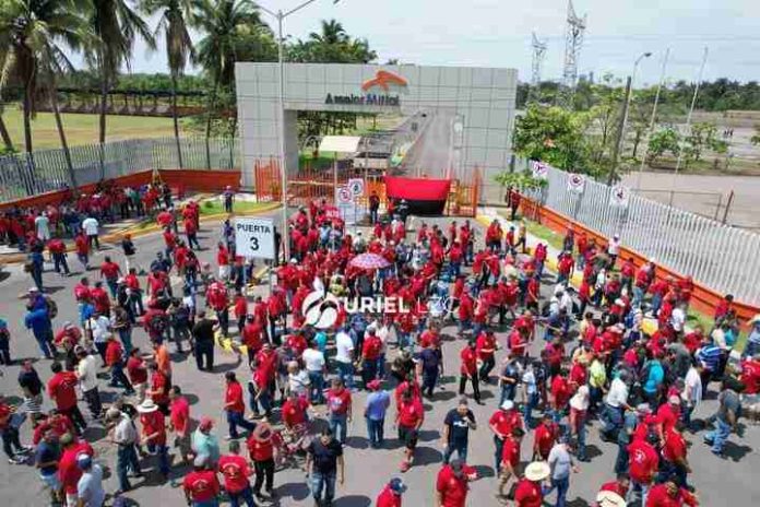 Buscan acuerdo de conciliación para evitar huelga de mineros en LZC