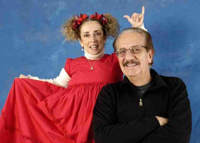 La güereja, María Elena Saldaña, se despide de su querido Papiringo