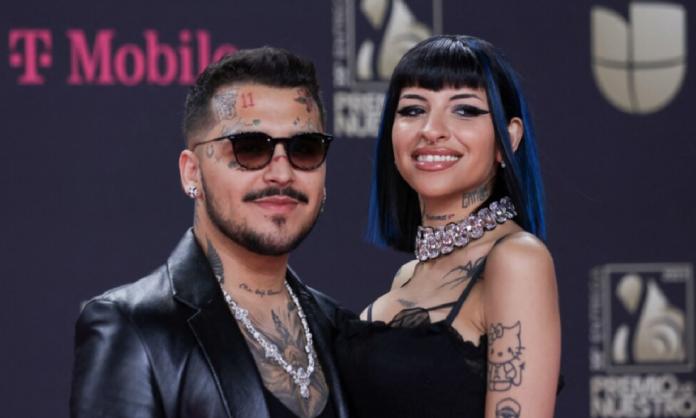 El bebé de Christian Nodal y Cazzu ya nació