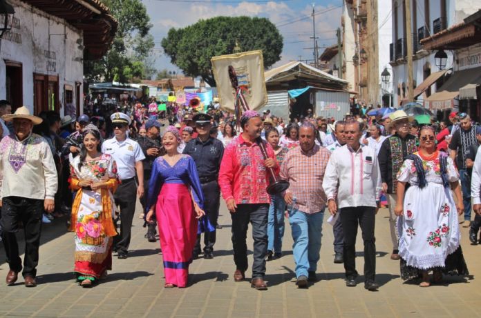 Celebra Pátzcuaro 489 Aniversario del Otorgamiento de Título de Ciudad de Mechoacan