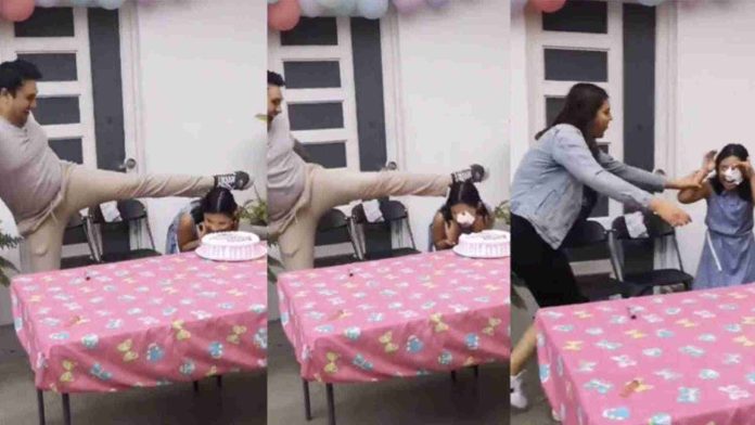Papá avienta a su hija al pastel con una patada