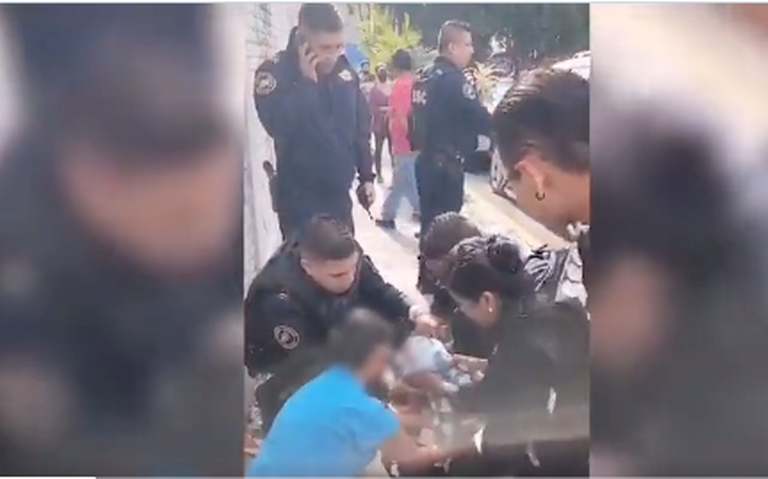Policías de SSC apoyan a mujer en labor de parto en Iztapalapa-PORTADA