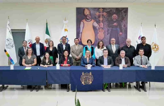 Ratifican a Yarabí Ávila González en la presidencia de la Red Juntos por Michoacán