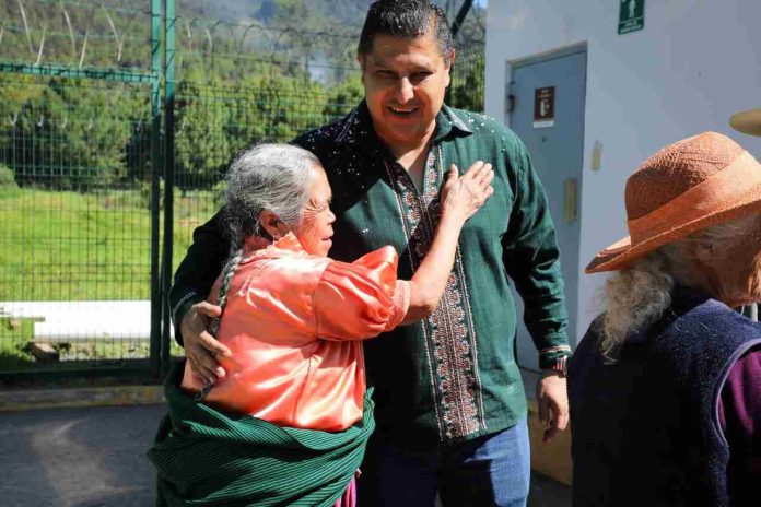 Constata Nacho Campos inversión de más de 4 mdp en San Lorenzo