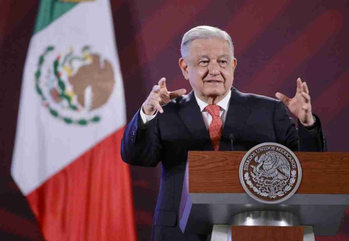 AMLO dice que no hay que destruir casa de Xóchitl Gálvez