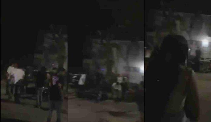 VIDEO: Jóvenes dan brutal golpiza a 2 adolescentes en Cancún