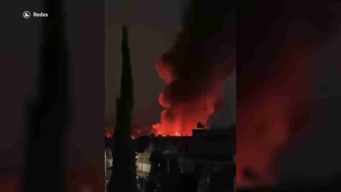 Se incendia almacén del IMSS en Azcapotzalco