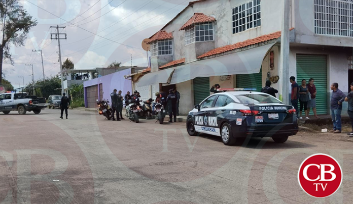 Lo balean cuando entraba a una tienda en Uruapan