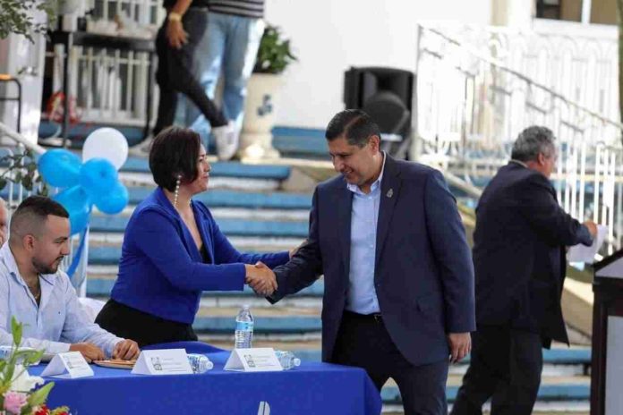 Invertirá Uruapan 20 mdp en infraestructura educativa en 2024: Nacho Campos