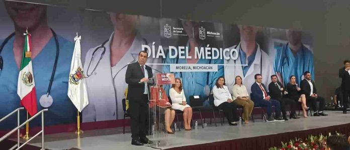 En Michoacán 5 mil médicos atienden a 3 millones de pacientes sin seguridad social
