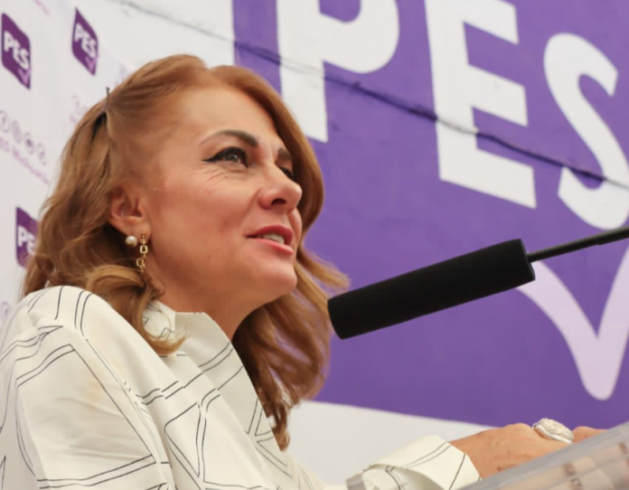 La diputada Luz María García, instó a las mujeres michoacanas a realizarse exámenes de autoexploración